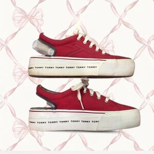 Vintage Tommy Hilfiger platform sneakers